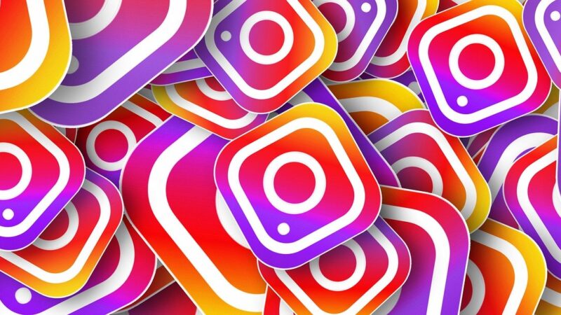 Instagram suffers a crash and suspends accounts without notice