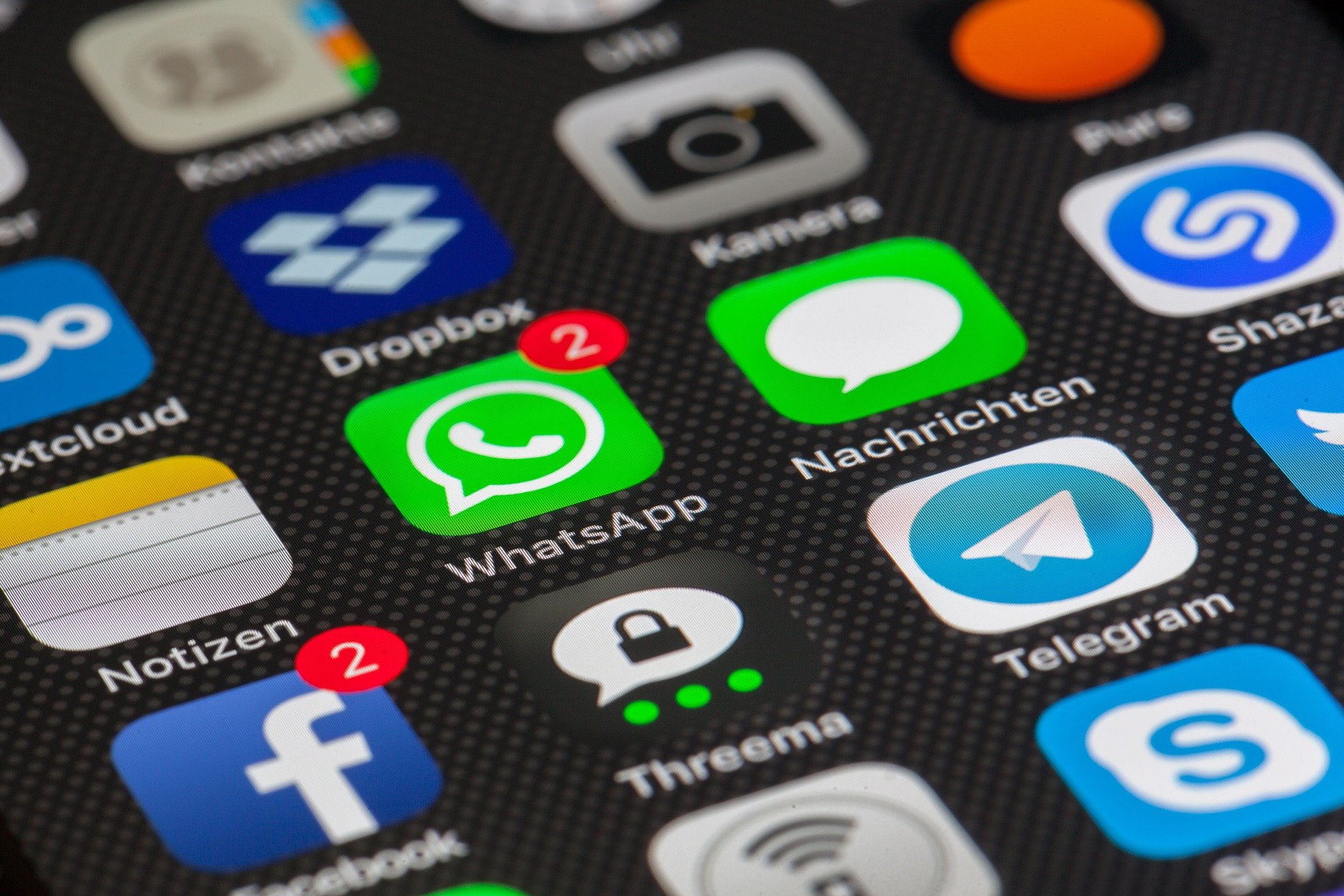 The Police warn of a new form of scam on WhatsApp